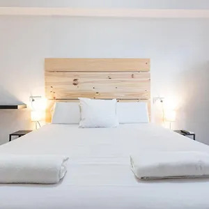 Easy Sants By Bossh! (adults Only) , Barcelona Hiszpania