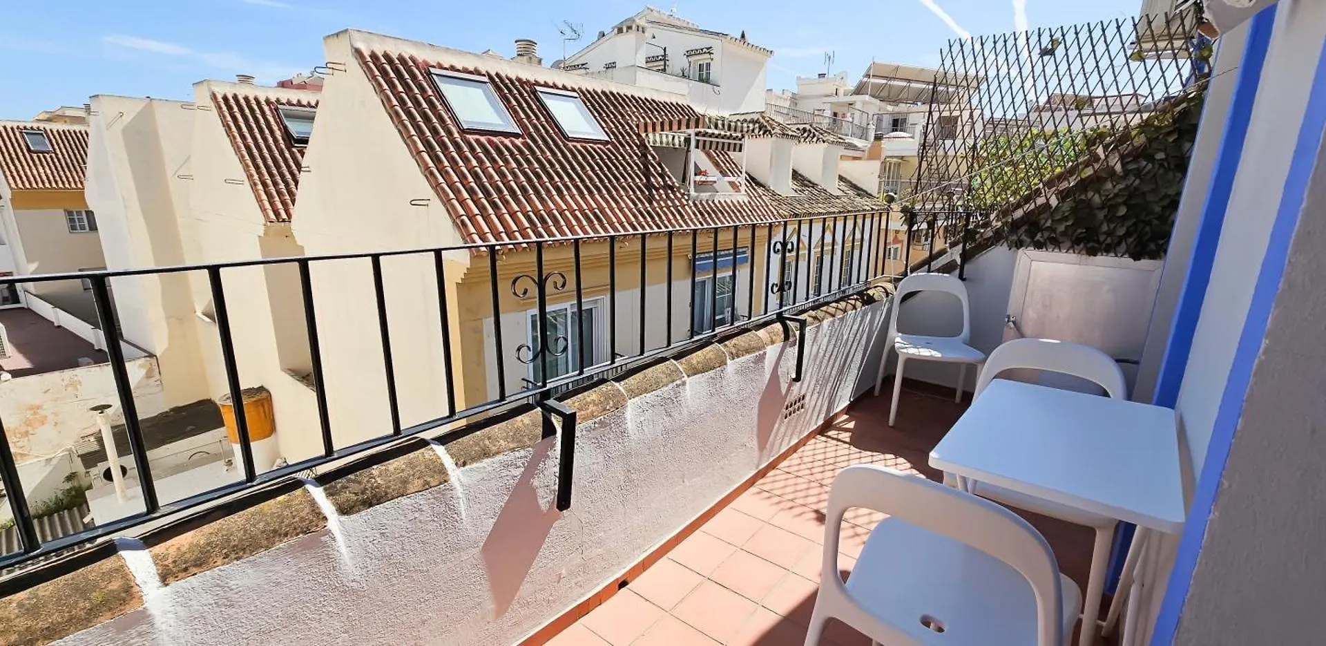 Guest house Hostal Cuevas Fuengirola