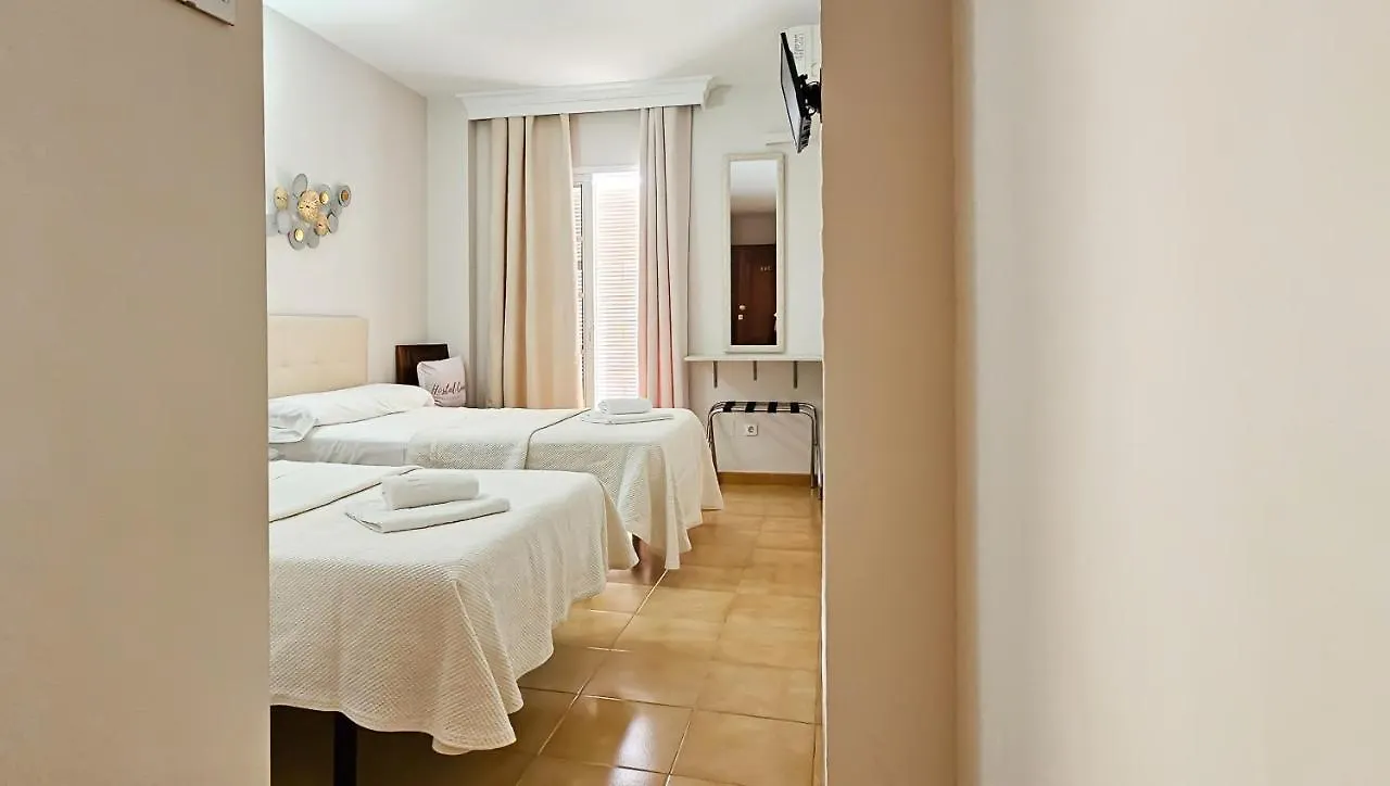 Guest house Hostal Cuevas Fuengirola