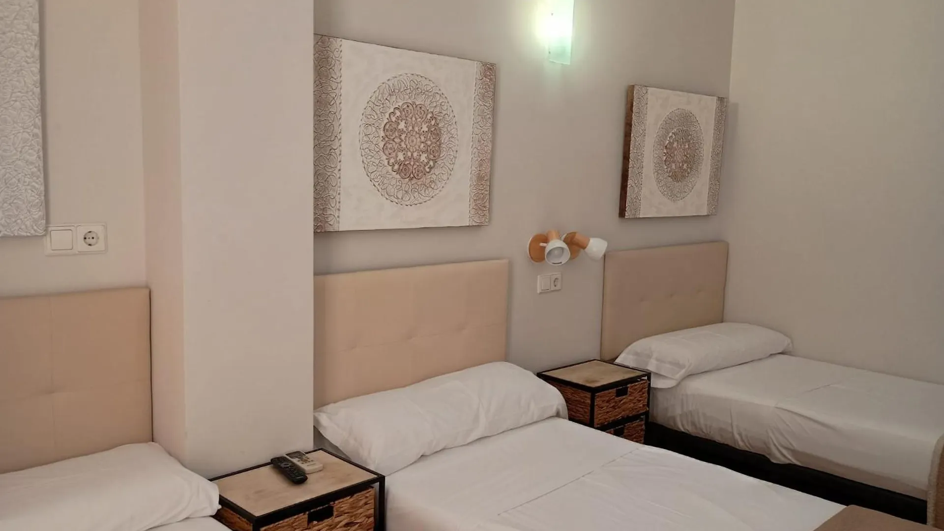 Hostal Cuevas Fuengirola