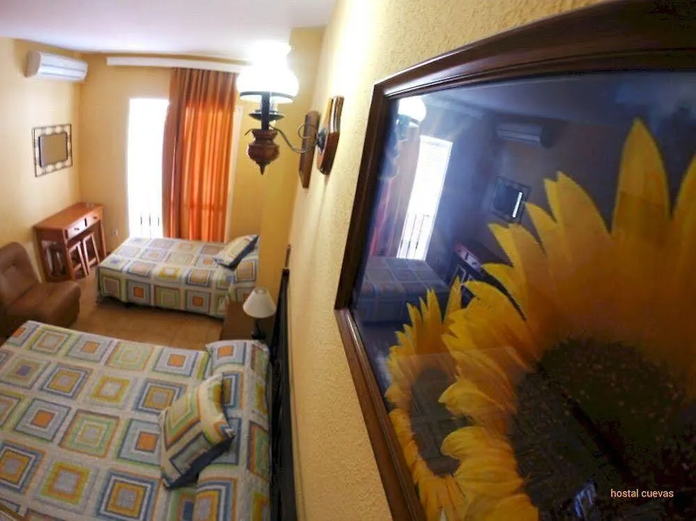 Hostal Cuevas Fuengirola Guest house